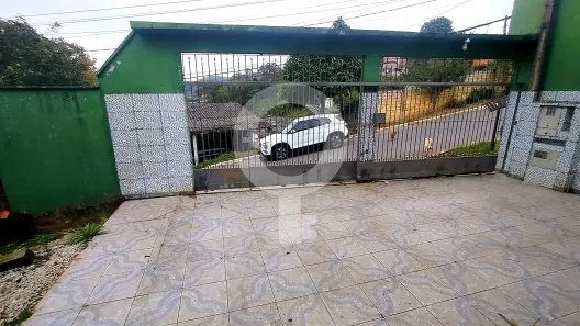 Casa com 3 Quartos à venda, 240m² no Vila Roschel, São Paulo