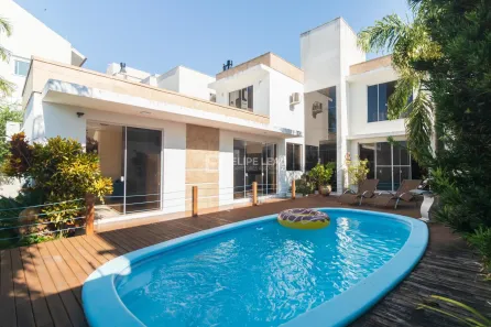 Casa com 3 Quartos à venda, 206m² no Ingleses do Rio Vermelho, Florianópolis