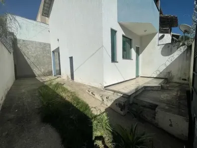Casa com 2 Quartos à venda, 100m² no , Sarzedo