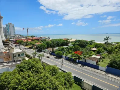 Apartamento com 3 Quartos para alugar, 90m² no Centro, Balneário Piçarras