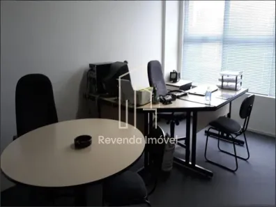 Sala Comercial à venda, 30m² no Santo Amaro, São Paulo