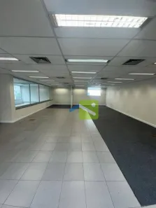 Prédio Comercial para alugar, 460m² no Jaguaré, São Paulo