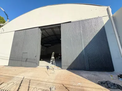 Galpão/Depósito/Armazém para alugar, 420m² no Jardim Morumbi, Londrina