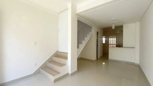 Casa com 2 Quartos à venda, 78m² no Chácara Planalto, Jundiaí