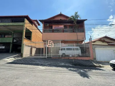 Imóvel Comercial com 4 Quartos para alugar, 252m² no Industrial, Contagem