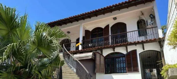 Casa com 3 Quartos para alugar, 311m² no Tristeza, Porto Alegre