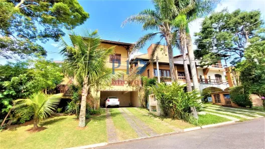 Casa com 4 Quartos à venda, 210m² no Jardim São Vicente, Cotia