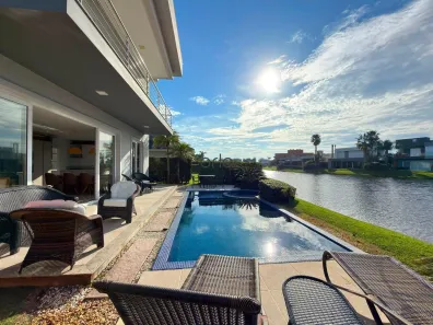 Casa de Condomínio com 4 Quartos à venda, 374m² no XANGRI-LÁ, Xangri-lá