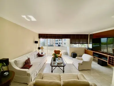 Apartamento com 2 Quartos para alugar, 125m² no Real Parque, São Paulo