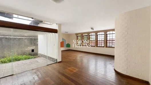 Casa com 5 Quartos à venda, 377m² no Jardim Amália, Volta Redonda
