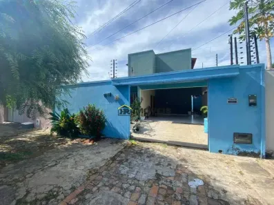 Casa com 4 Quartos à venda, 200m² no Pirajá, Teresina