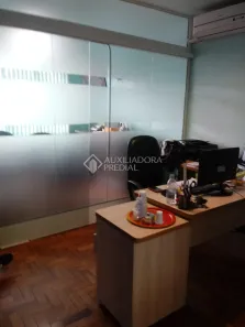 Prédio Comercial à venda, 700m² no Rubem Berta, Porto Alegre