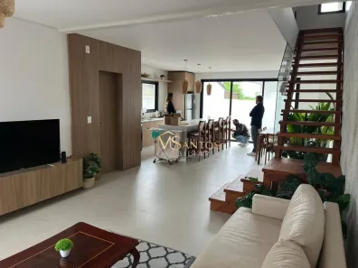 Casa com 3 Quartos à venda, 161m² no Daniela, Florianópolis