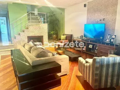 Sobrado com 4 Quartos à venda, 200m² no Vila Valparaíso, Santo André