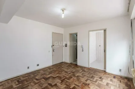 Kitnet para alugar, 26m² no Passo da Areia, Porto Alegre