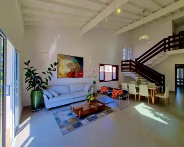 Casa de Condomínio com 3 Quartos à venda, 267m² no , Louveira