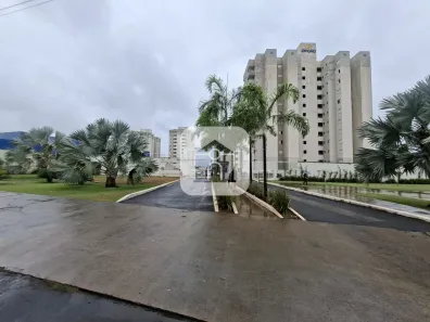 Apartamento com 2 Quartos para alugar, 55m² no Chácaras Tubalina e Quartel, Uberlândia