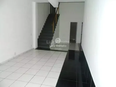 Imóvel Comercial com 3 Quartos para alugar, 120m² no Santo Antônio, Belo Horizonte