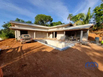 Fazenda/Sítio com 3 Quartos à venda, 500m² no Moreiras, Mairinque