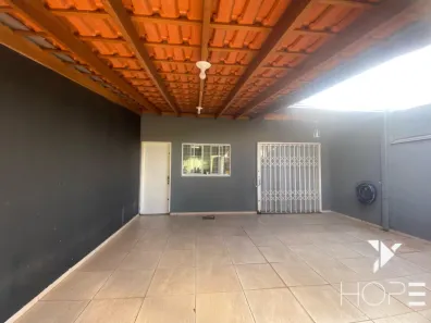 Casa com 3 Quartos à venda, 72m² no Conjunto Habitacional José Garcia Molina, Londrina