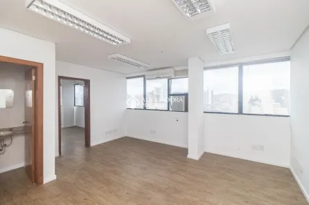 Sala Comercial à venda, 26m² no Santana, Porto Alegre