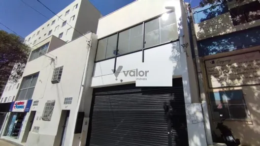Ponto Comercial para alugar, 226m² no Cambuí, Campinas
