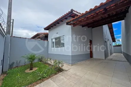 Casa com 2 Quartos à venda, 98m² no Jardim Somar, Peruíbe