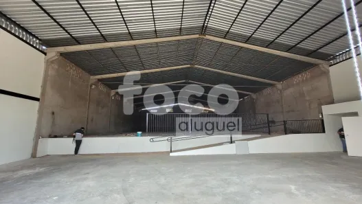 Galpão/Depósito/Armazém para alugar, 800m² no Nossa Senhora das Graças, Uberlândia