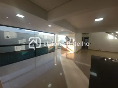 Casa de Condomínio com 5 Quartos para alugar, 281m² no Jardim Inconfidência, Uberlândia