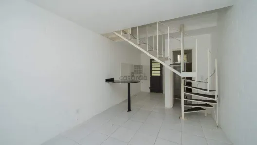 Casa de Condomínio com 2 Quartos para alugar, 45m² no Areal, Pelotas