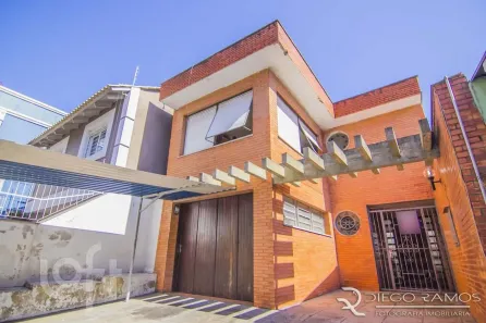 Casa com 4 Quartos à venda, 215m² no Auxiliadora, Porto Alegre