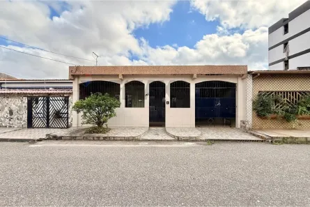 Casa com 3 Quartos à venda, 200m² no Cidade Nova, Ananindeua
