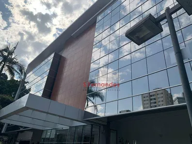 Sala Comercial para alugar, 647m² no Vila Gertrudes, São Paulo