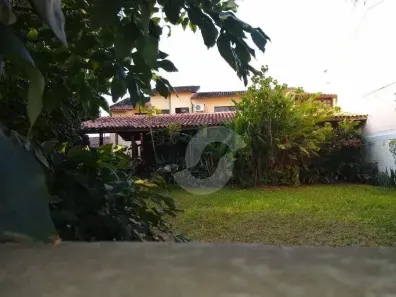 Casa de Condomínio com 4 Quartos à venda, 145m² no Itaipu, Niterói