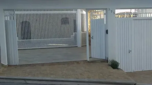Casa de Condomínio com 3 Quartos para alugar, 400m² no Vila Independência, Sorocaba