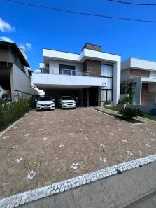 Sobrado com 3 Quartos à venda, 258m² no Swiss Park, Campinas