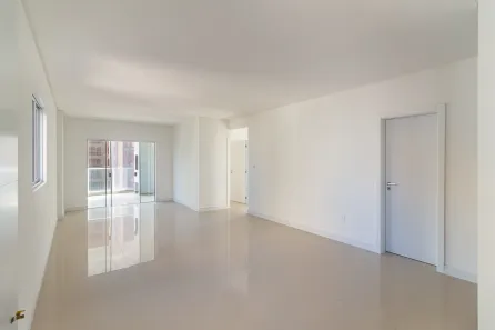 Apartamento com 3 Quartos à venda, 114m² no Meia Praia, Itapema