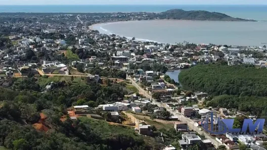 Lote/Terreno à venda, 700m² no Perocão, Guarapari