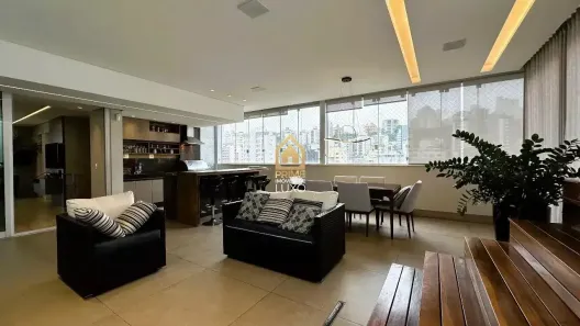 Cobertura com 4 Quartos para alugar, 242m² no Buritis, Belo Horizonte