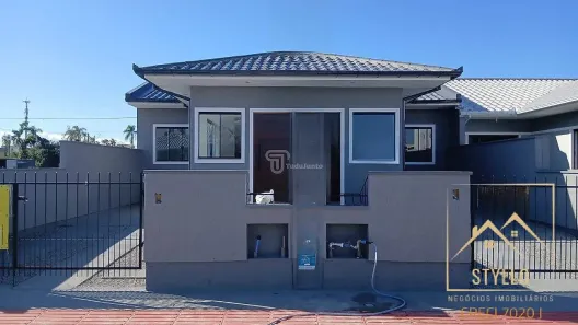 Casa com 2 Quartos à venda, 50m² no Barra do Aririú, Palhoça