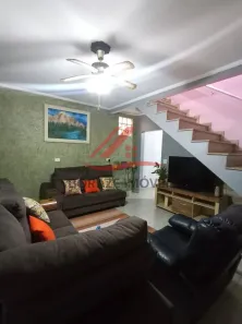 Sobrado com 4 Quartos à venda, 200m² no Parque São Vicente, Mauá