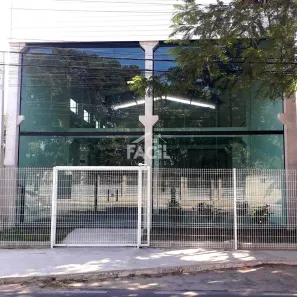 Ponto Comercial para alugar, 330m² no Castelândia, Serra