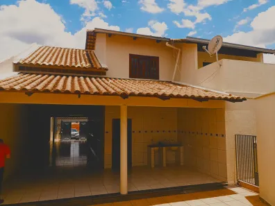 Casa com 6 Quartos à venda, 350m² no Parque Flamboyant, Aparecida de Goiânia
