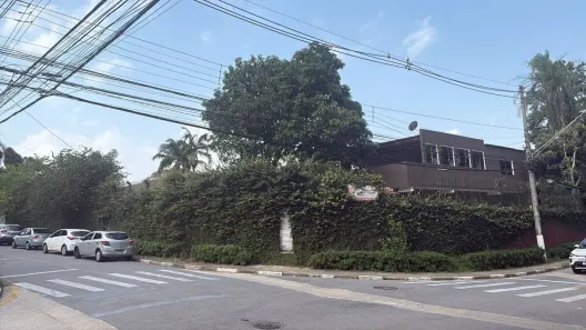 Imóvel Comercial com 20 Quartos à venda, 1000m² no Vila Santo Antônio, Cotia