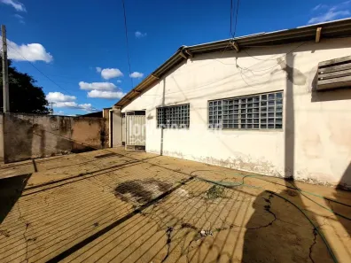 Casa com 3 Quartos à venda, 120m² no Conjunto Parigot de Souza 3, Londrina