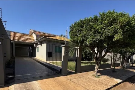 Casa com 4 Quartos à venda, 205m² no Jardim Acácia, Tangará da Serra
