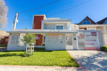 Sobrado com 3 Quartos à venda, 212m² no Boa Vista, Curitiba