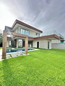 Casa de Condomínio com 4 Quartos para alugar, 386m² no Cidade Alpha, Eusébio