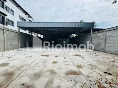 Galpão/Depósito/Armazém à venda, 320m² no Recreio dos Bandeirantes, Rio de Janeiro