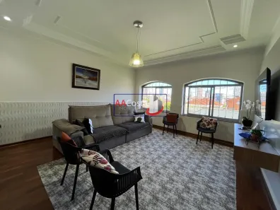 Casa com 3 Quartos à venda, 300m² no Centro, Franca